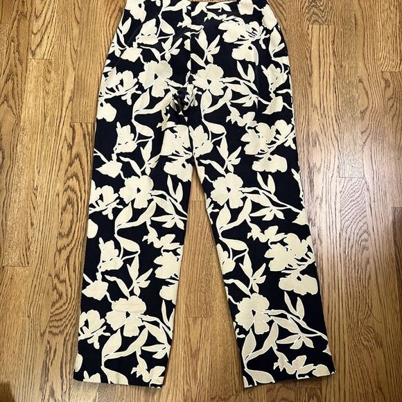Liz Claiborne Michaela Crop Pants 4 - Picture 4 of 5